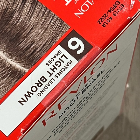 Revlon Root Erase Permanent Hair Color Shade #6 Light Brown - Picture 7 of 7
